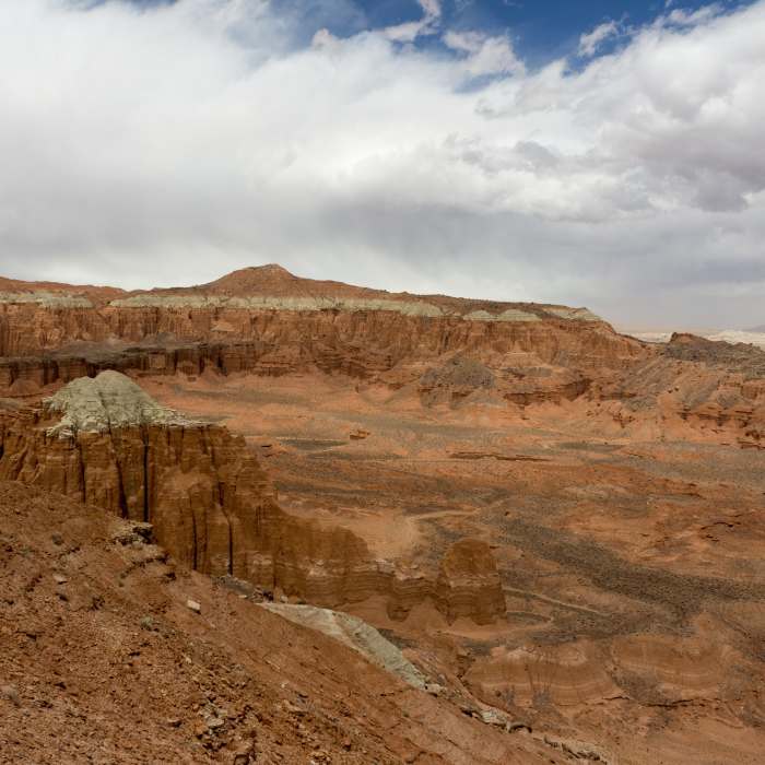 Near Lower Cathedral Valley Overlook Trail