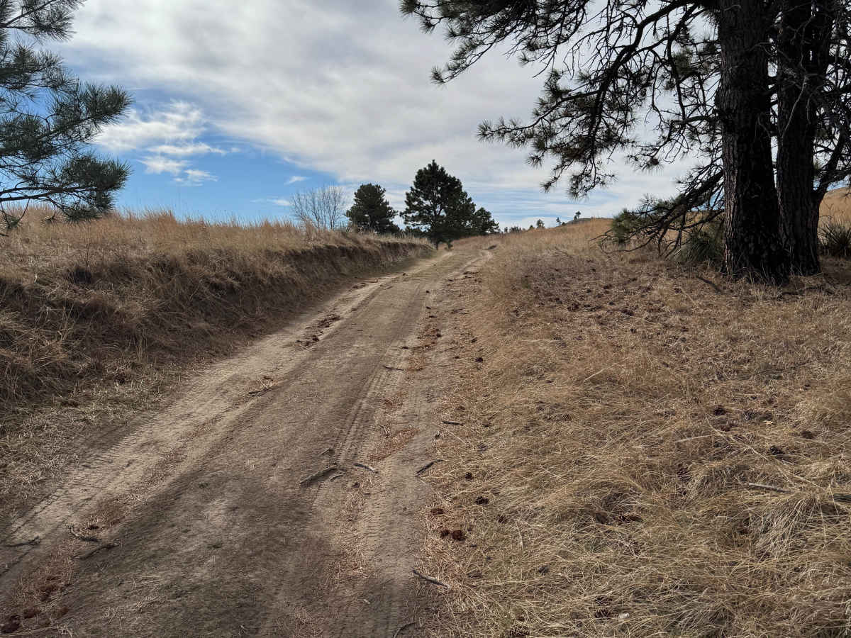 Highline Trail photo 2