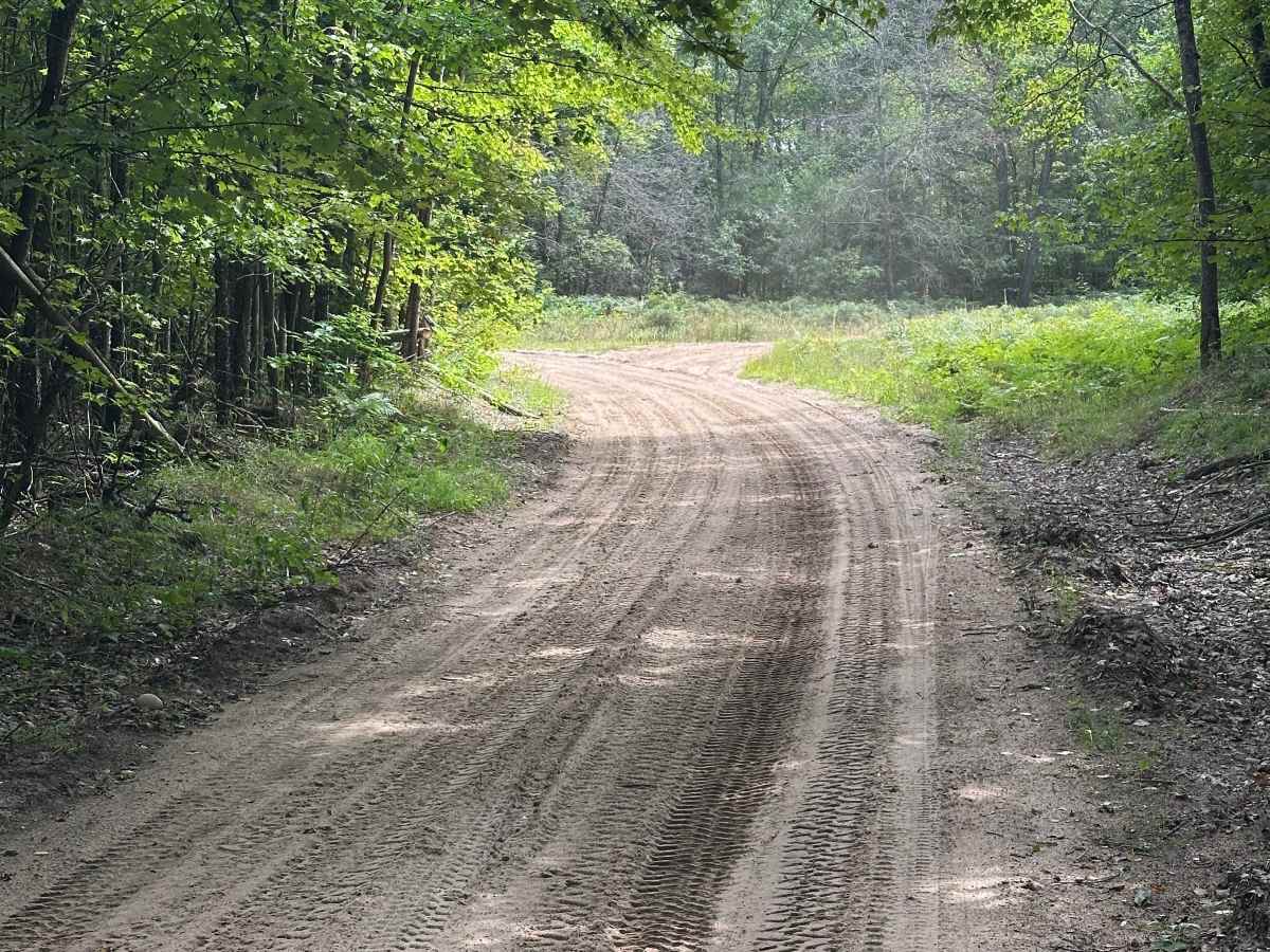 East Finkle Road trail photo