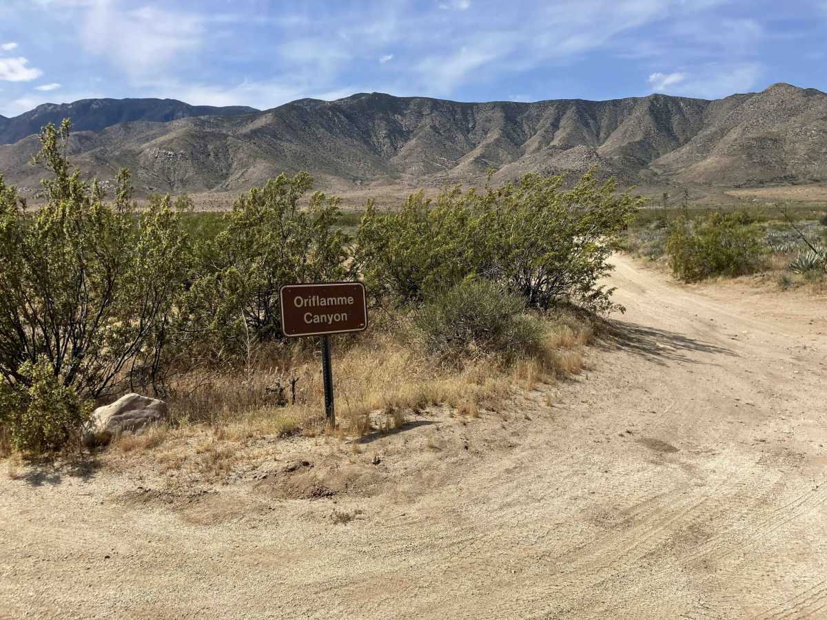 Oriflamme Canyon Backdoor trail photo