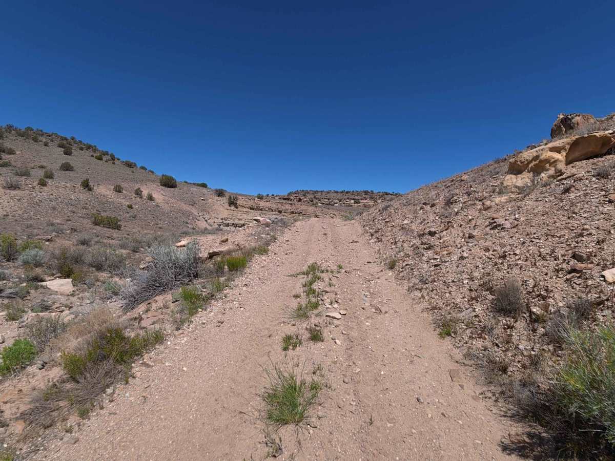 Denca Road Spur A photo 2