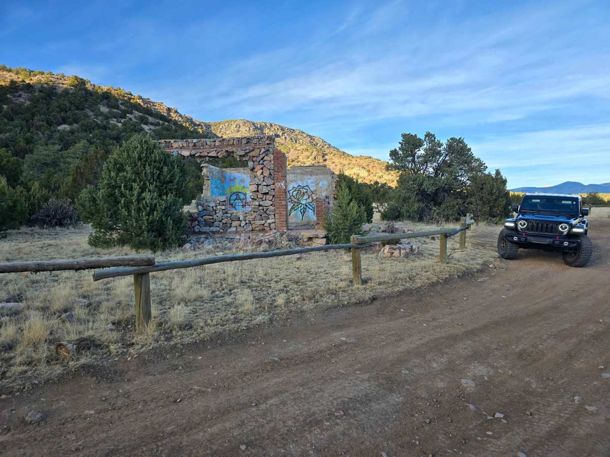 Seep Springs - BLM Route 5830 photo 4