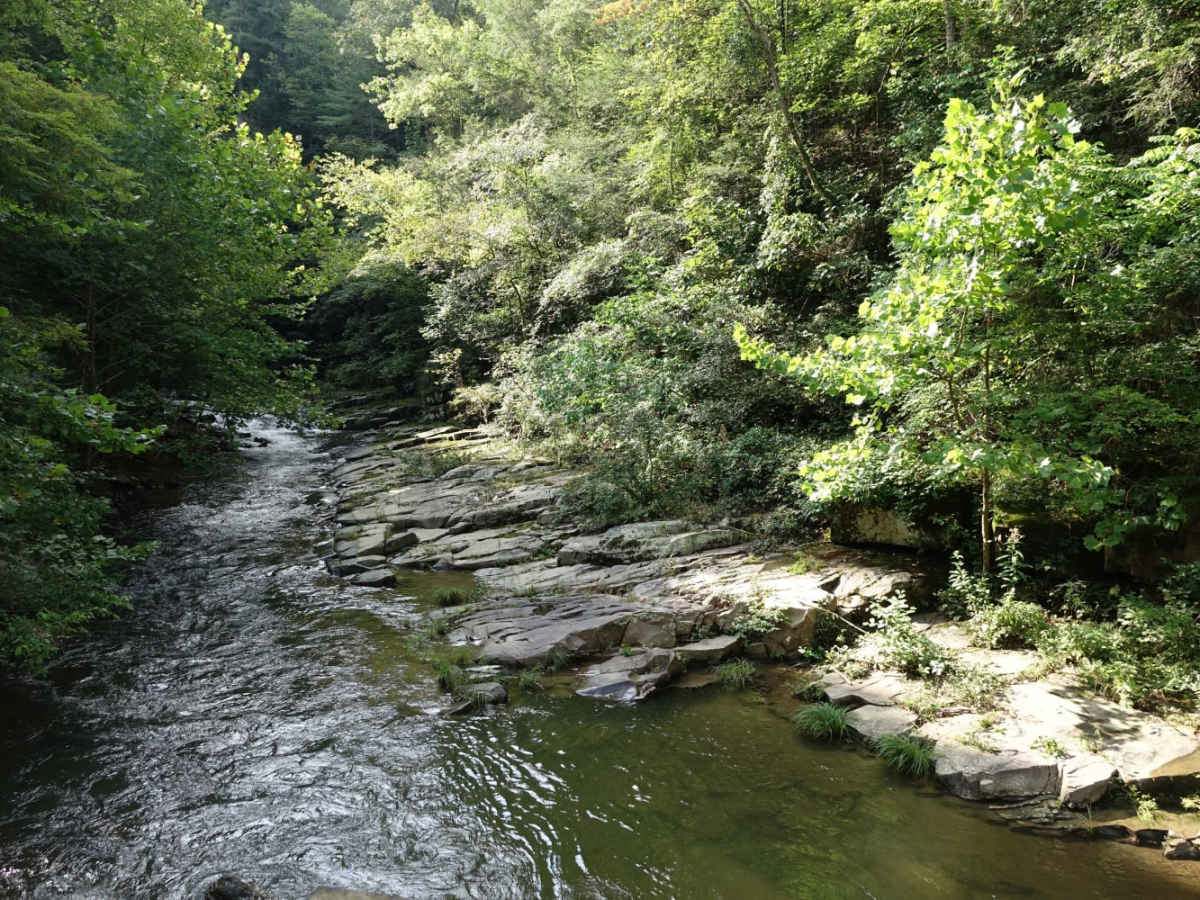 Paint Mountain Road photo 4