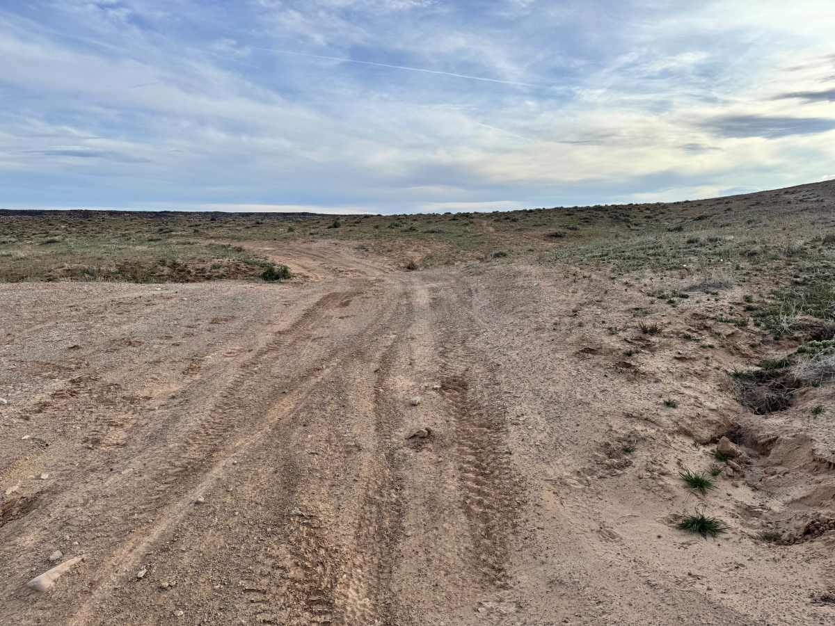Upper Levi Well trail photo