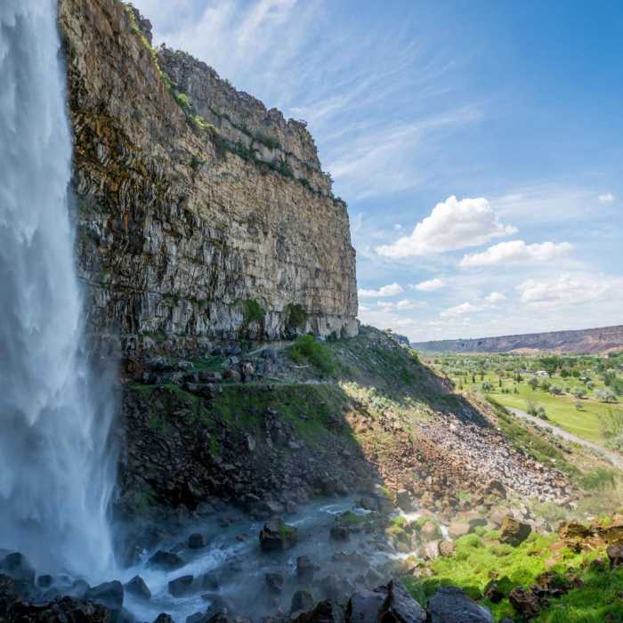 Near Perrine Coulee Falls Near Perrine Coulee Falls