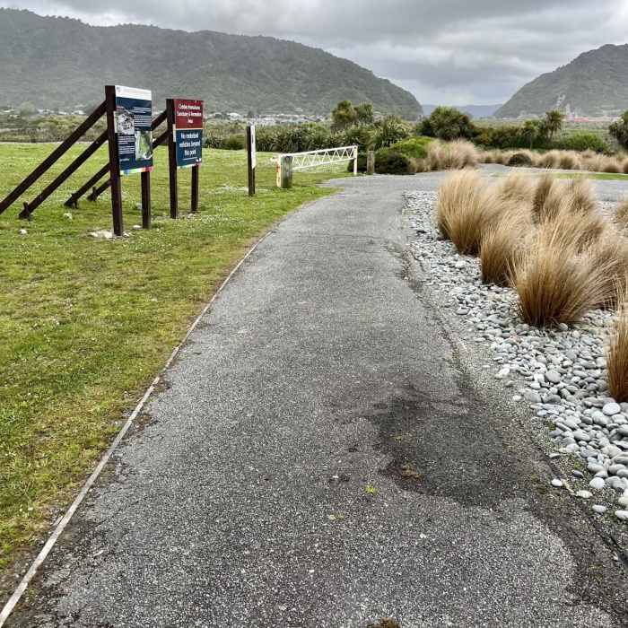 Near Cobden Lagoon Loop Near Cobden Lagoon Loop