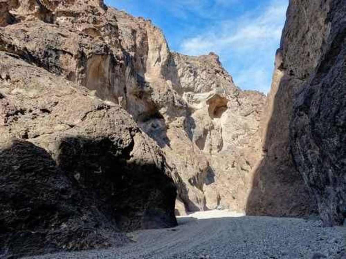 Dynamite Canyon Whipple Mountains photo 4
