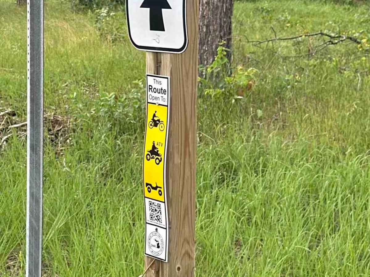 Clear Lake State Park trail head photo 2