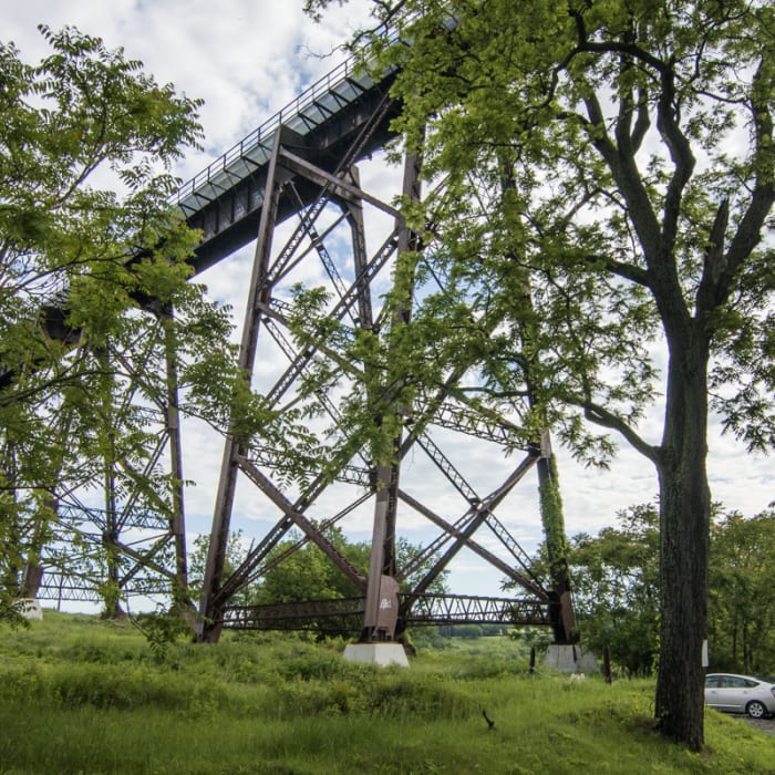 Near Trestle Trail and Megaliths