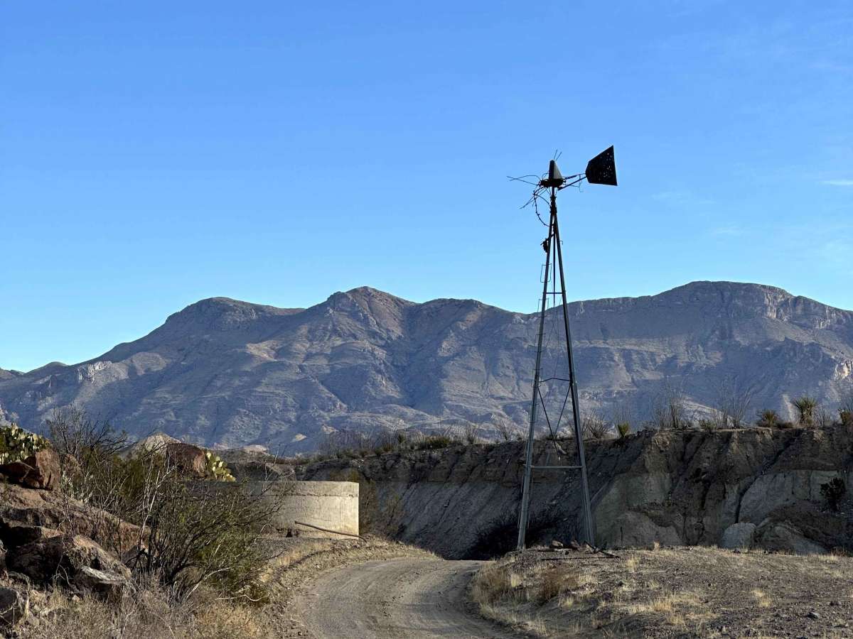 Terlingua Ranch Gate 2 Road photo 4