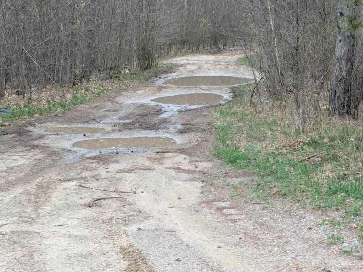 Playground Pass trail photo