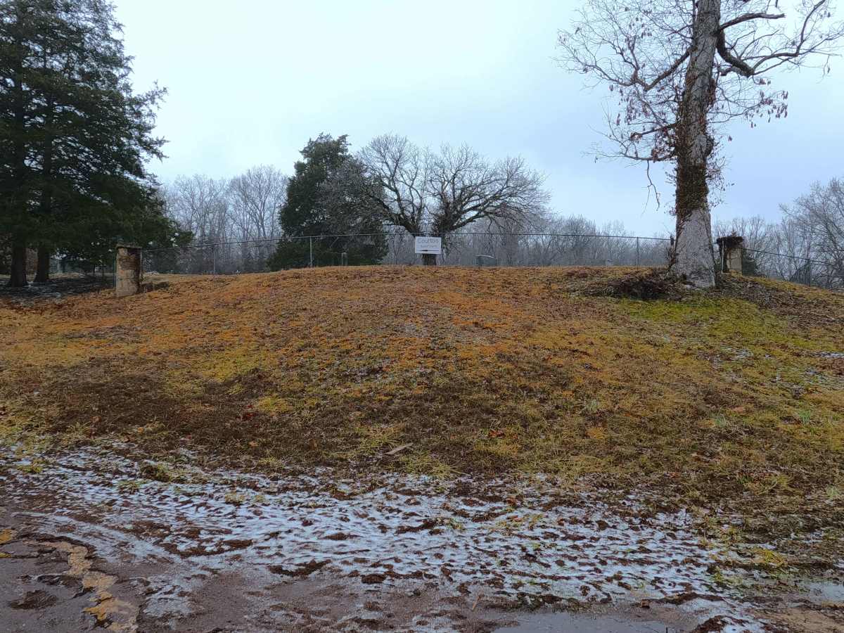 Courtois Cemetery - FS 2878 photo 3