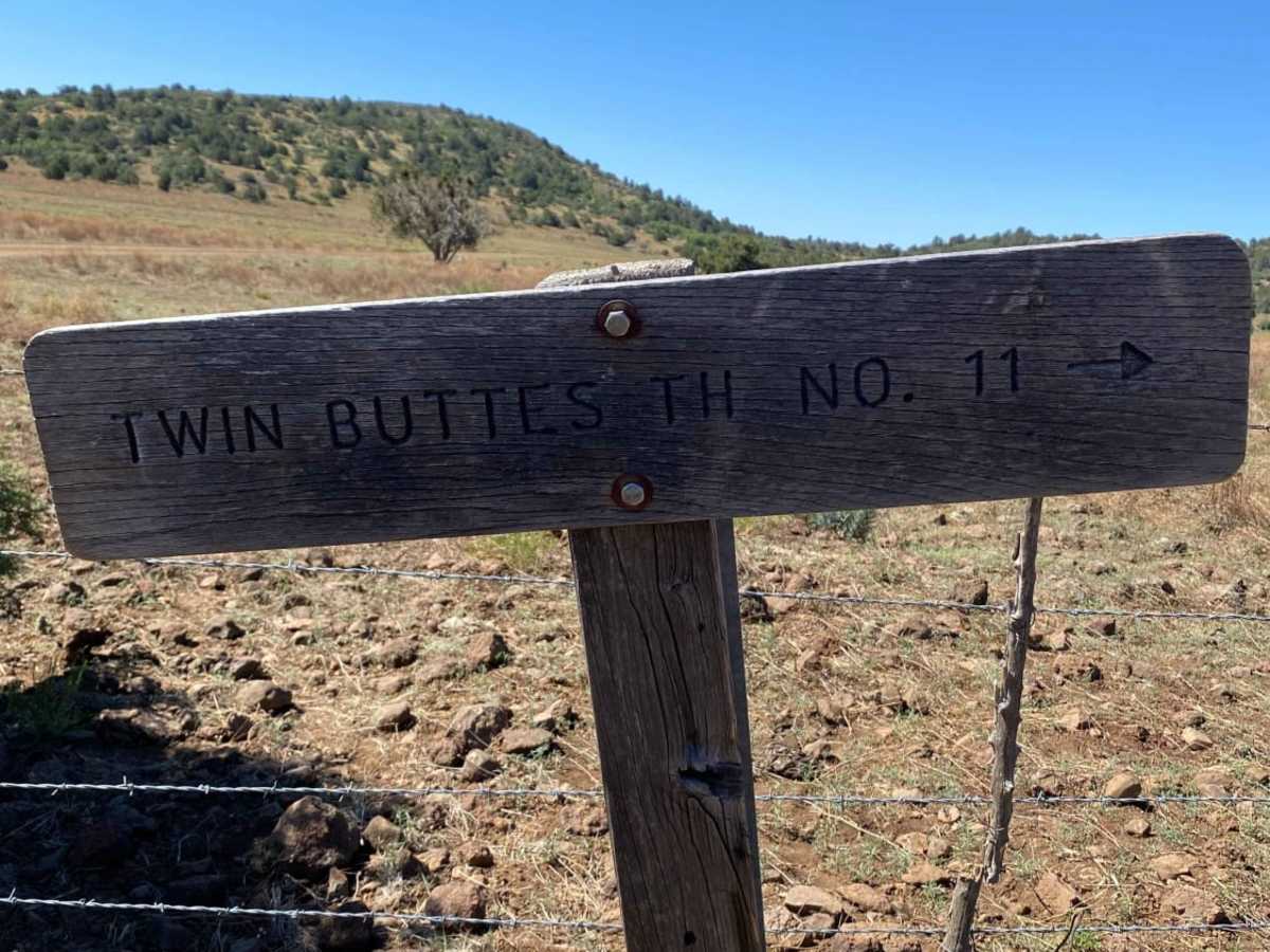 Twin Buttes Hiking Trail photo 4