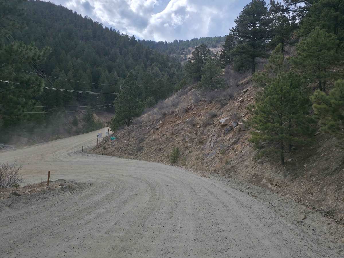 Virginia Canyon Road photo 6