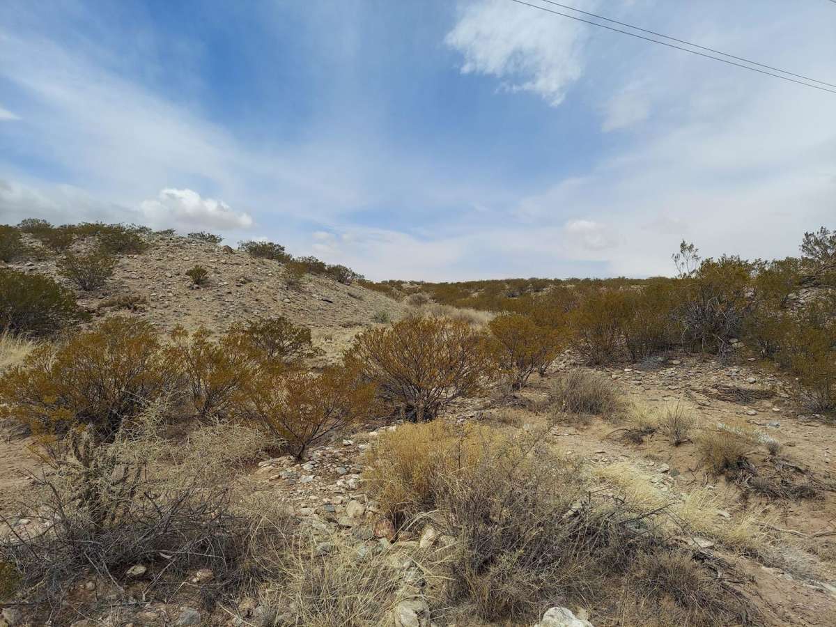 Powerline Pass photo 5