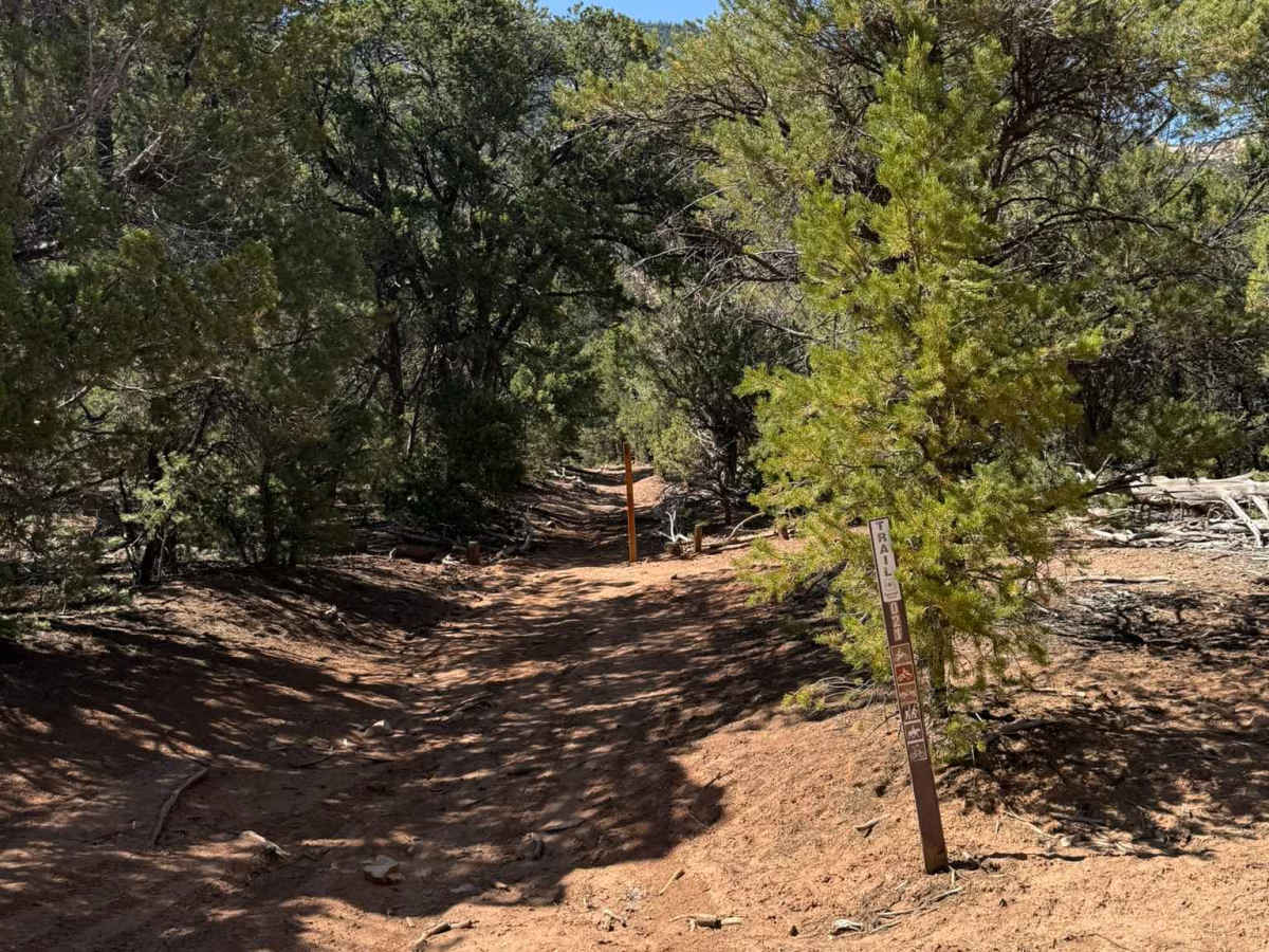 Lower Indian Creek Trail No. 021 photo 2