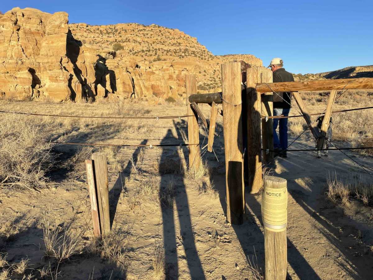 Largo Canyon to Crow Canyon trail photo