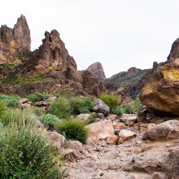 Near Flatiron Mountain via Siphon Draw