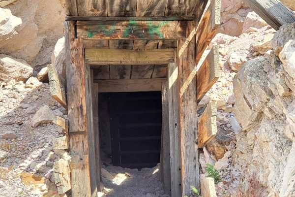 Rhyolite Ghost Town Loop