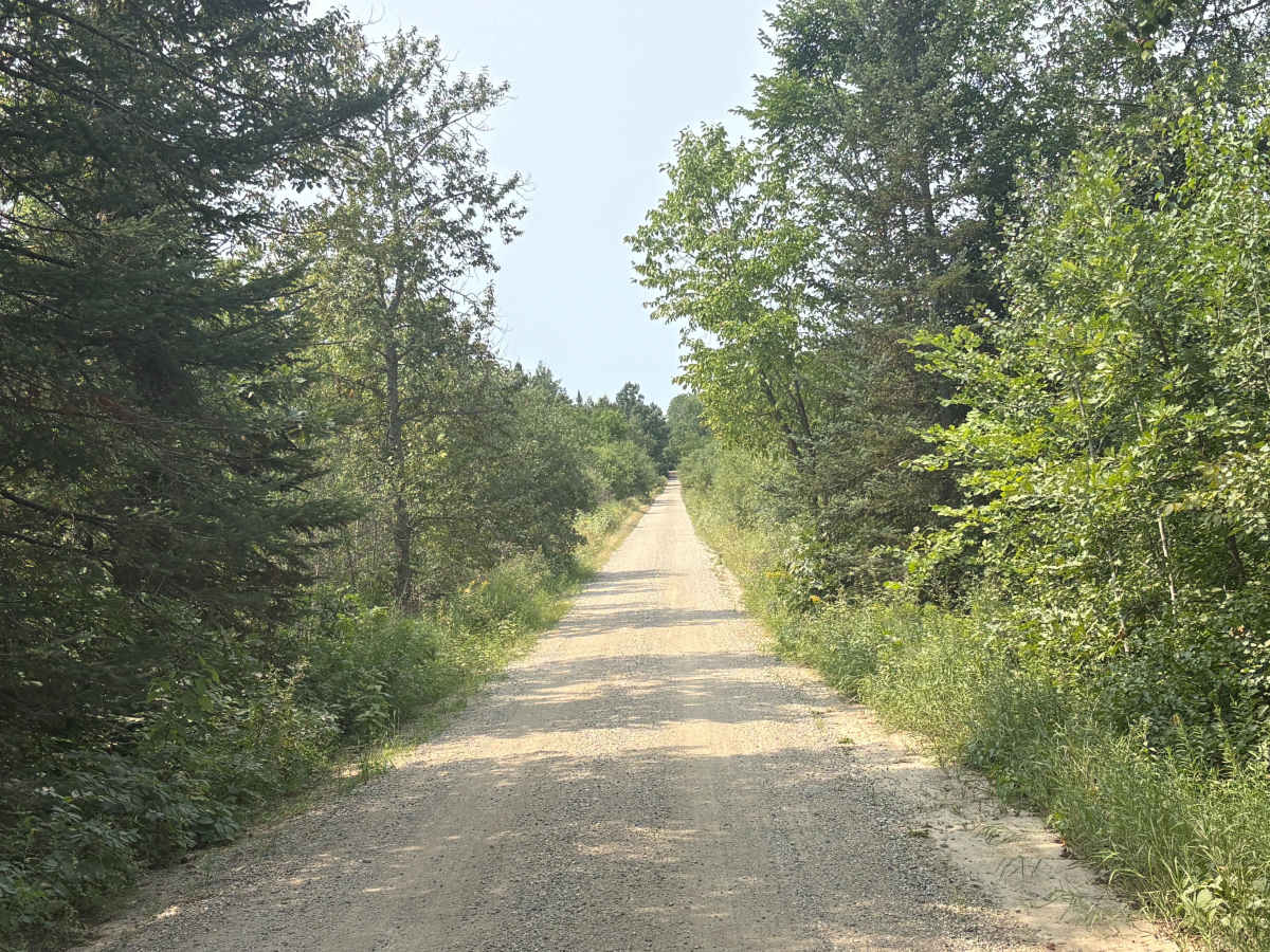 Smokey Hills Road trail photo
