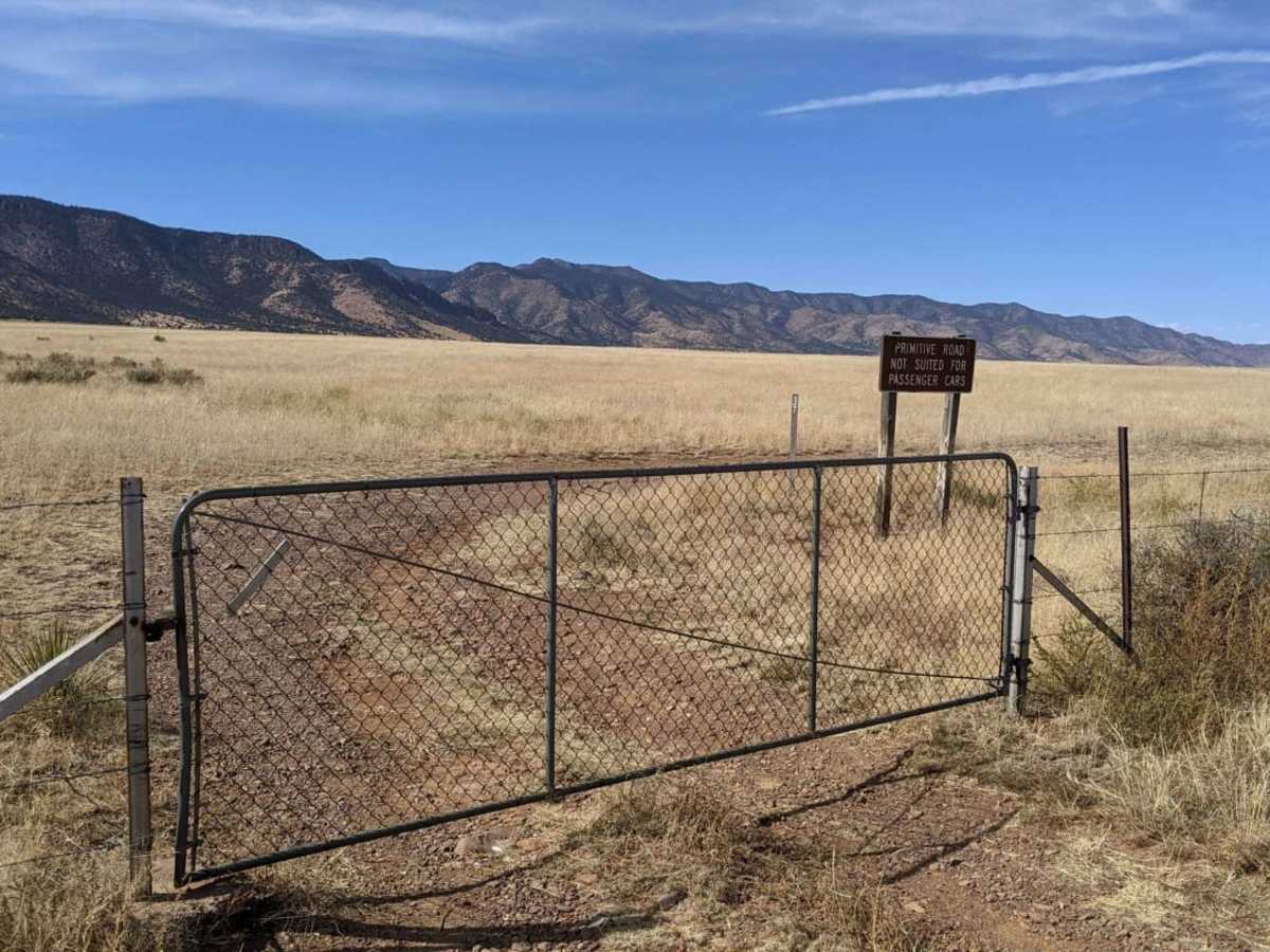 South Canyon Rd. photo 2