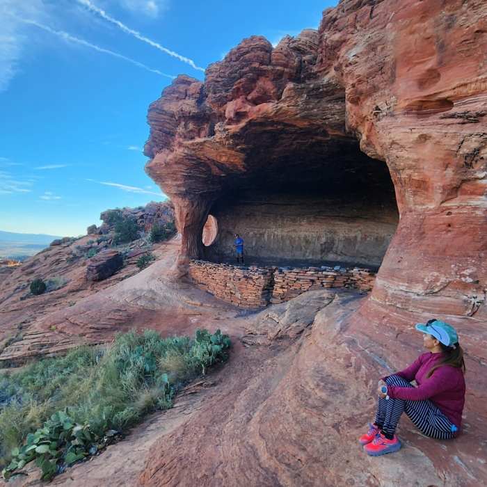Near Robbers Roost Trail