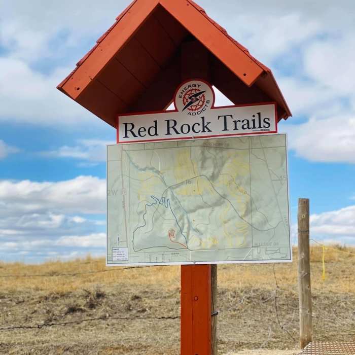 Trailhead to Red Rock Trails Near Antelope Loop