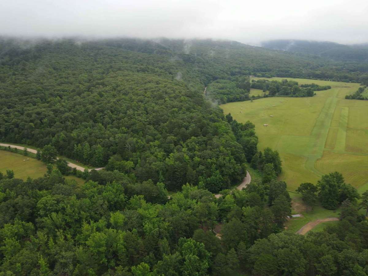 Prison Fence Trail photo 5