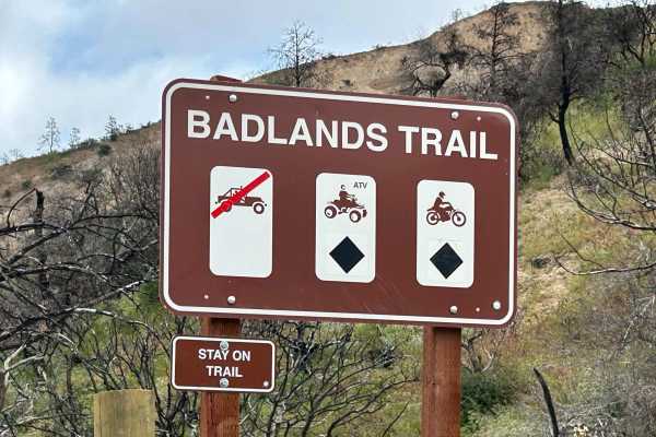 Badlands Trail