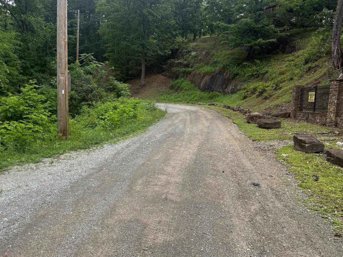 Old Kentucky Road photo 5