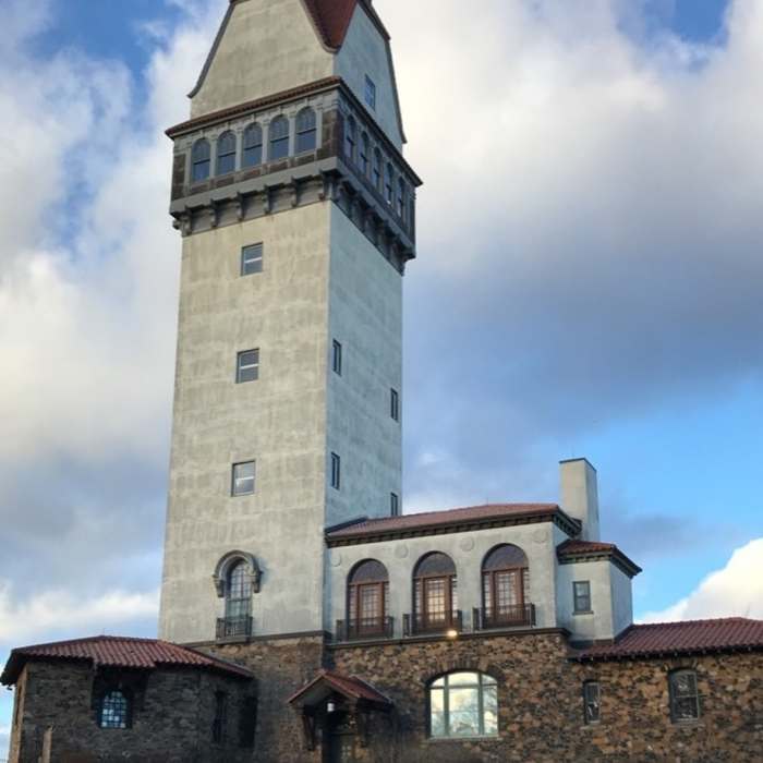 Near Heublein Tower from Reservoir 6
