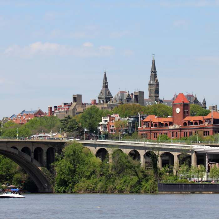 Near Roosevelt Island Loop