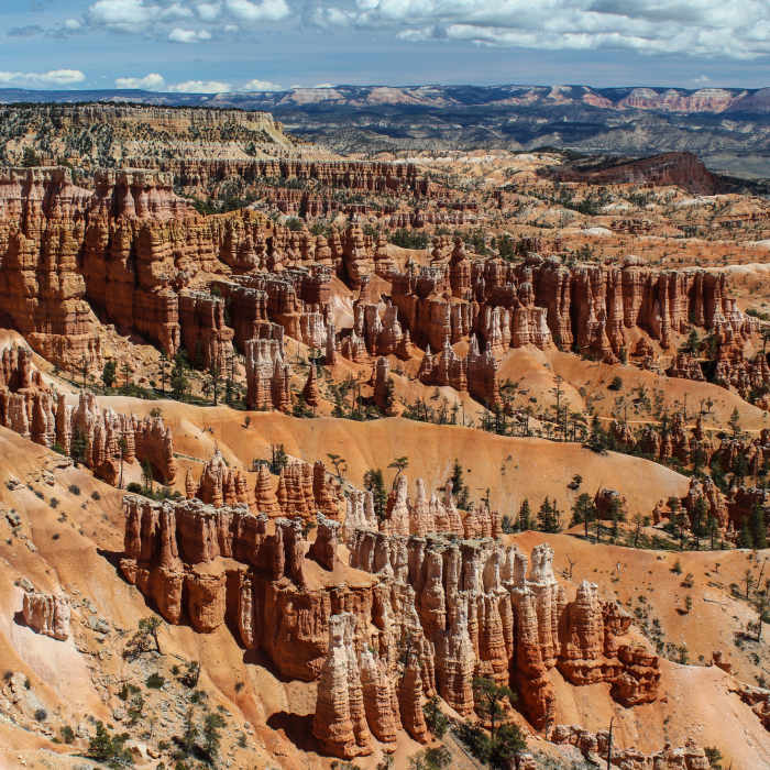 Bryce Canyon amphitheater from Sunset Point Near Bryce Canyon to Red Canyon Bike Trail