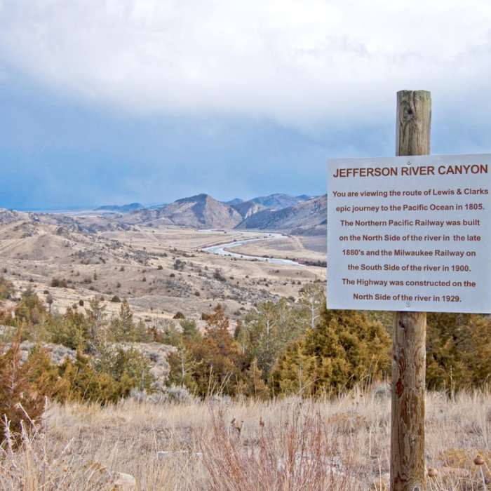 Near Middle View Trail