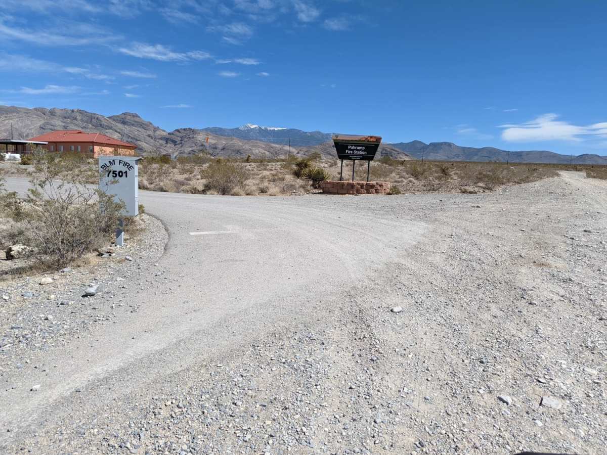 Carpenter Canyon Road trail photo
