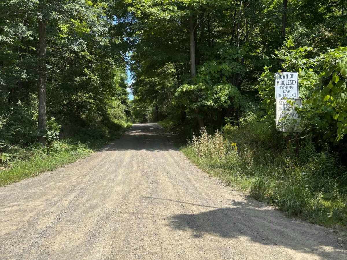 South Hill Road trail photo