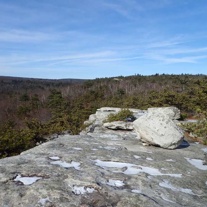 Near Sam's Point and Verkeerderkill Falls Trail