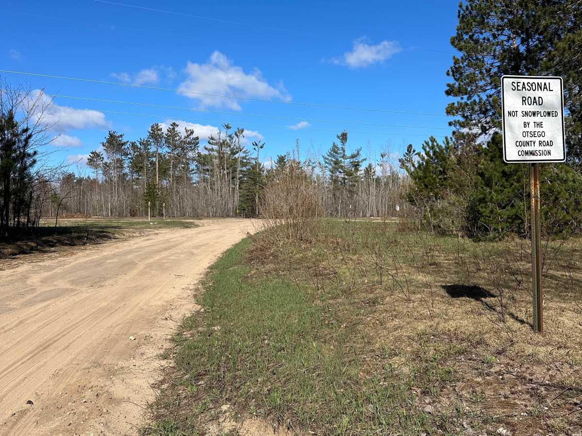 Milbocker Road  photo 3