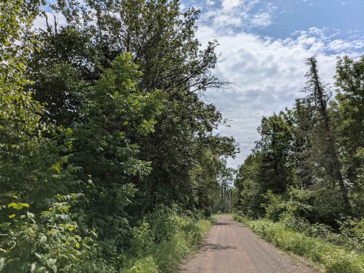 Manitou Trail photo 6