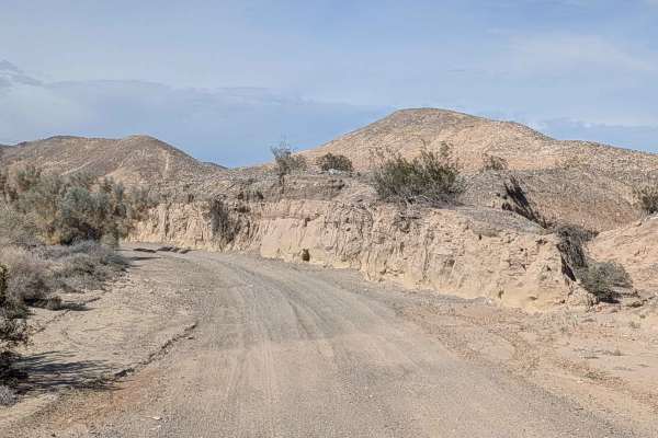 Dirt Road - BLM 232
