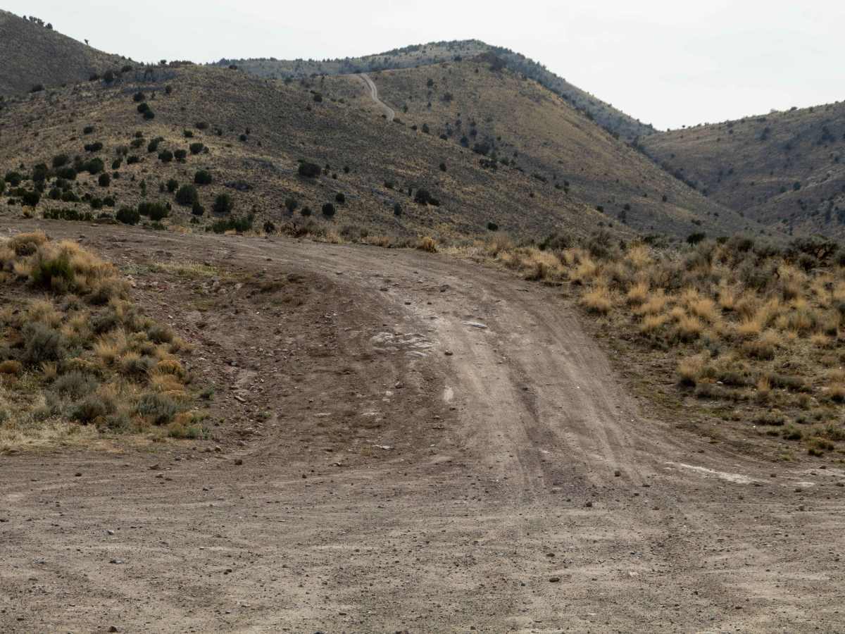 Chimney Rock Trail photo 4