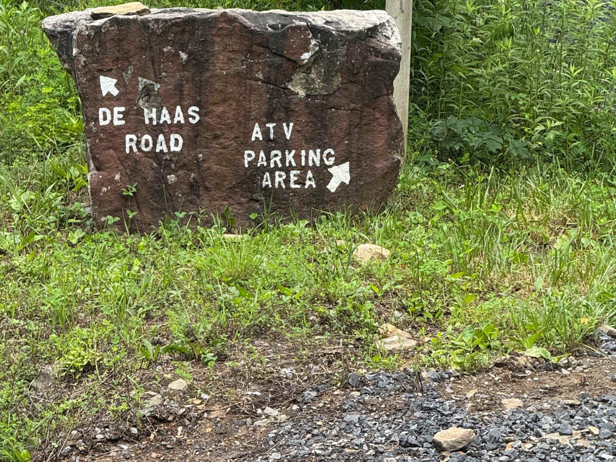 Middle Trailhead Road photo 2