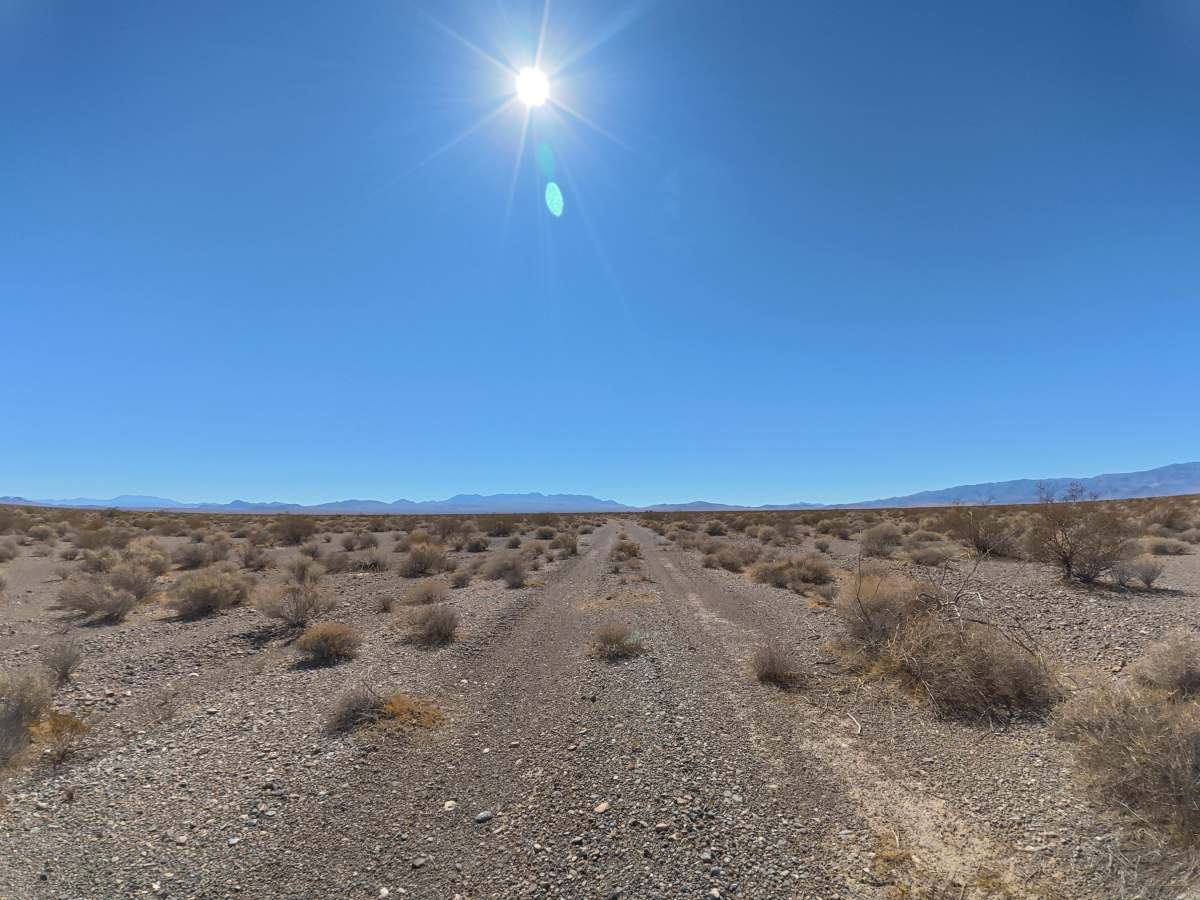 Tecopa Parallel photo 3