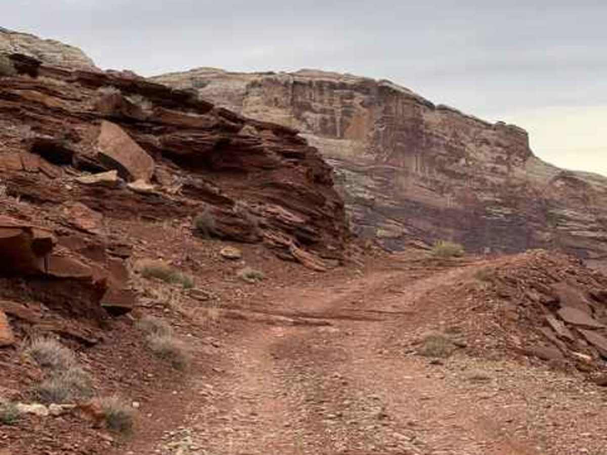 Hidden Splendor Airstrip trail photo