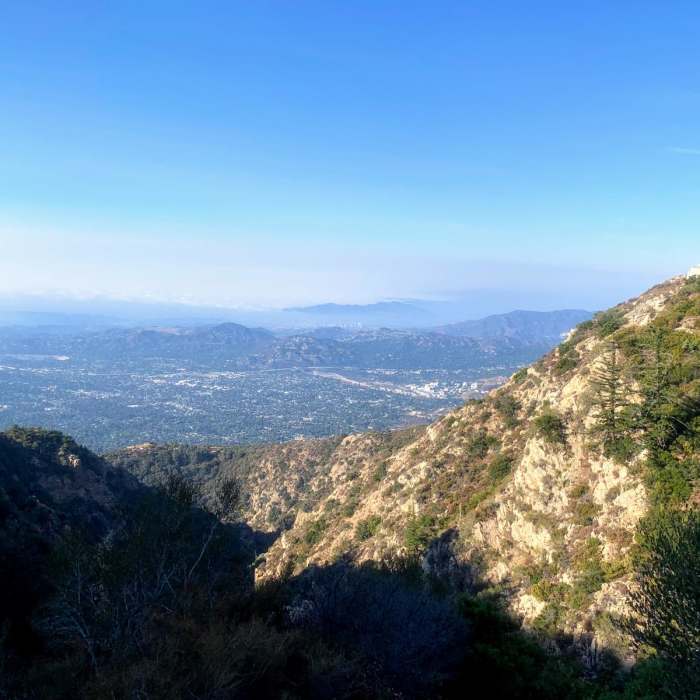 Near Eaton Saddle Loop