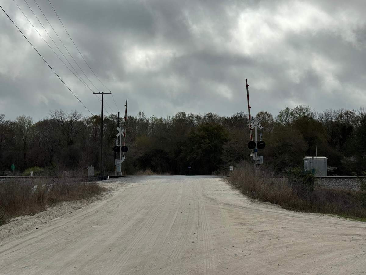 Fishing Road trail photo