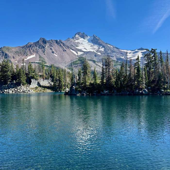 Near Pacific Crest Trail: Mount Jefferson Wilderness