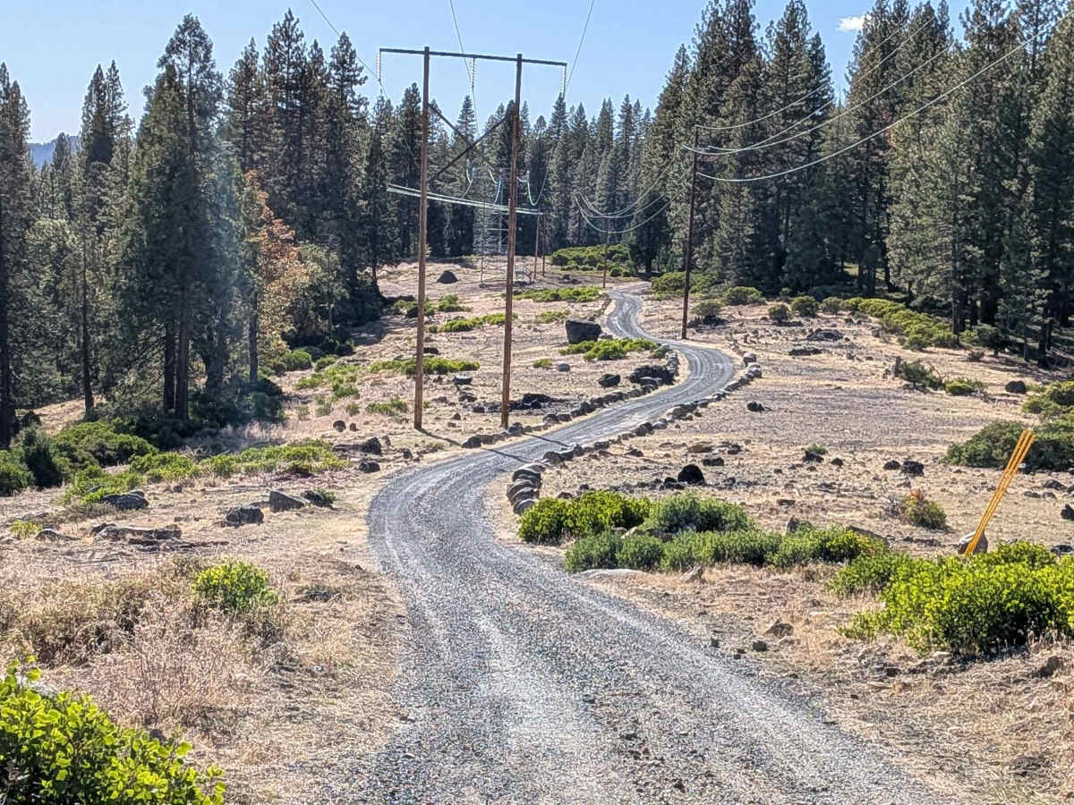  Strawberry Peak - FS 4N39 trail photo