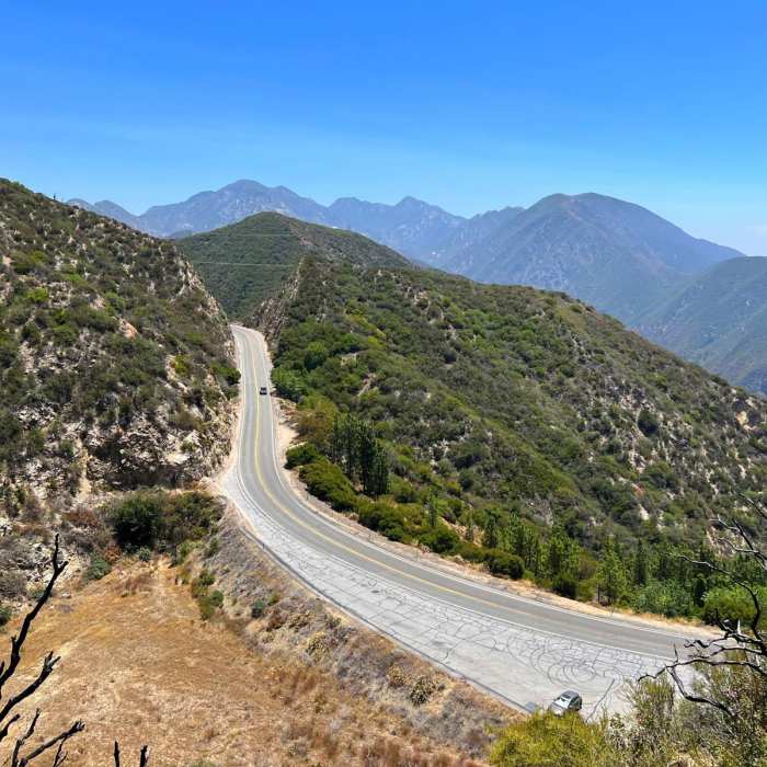 Near Hoyt Mountain Road: West Ridge Loop
