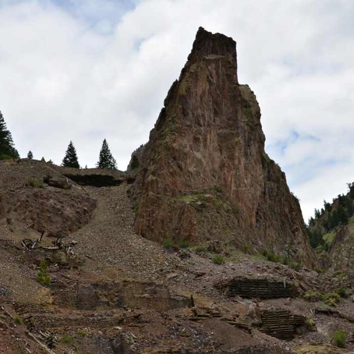 Near Phoenix Falls Hike